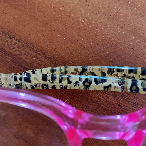 Betsey Johnson Frames - Picture 9 of 9